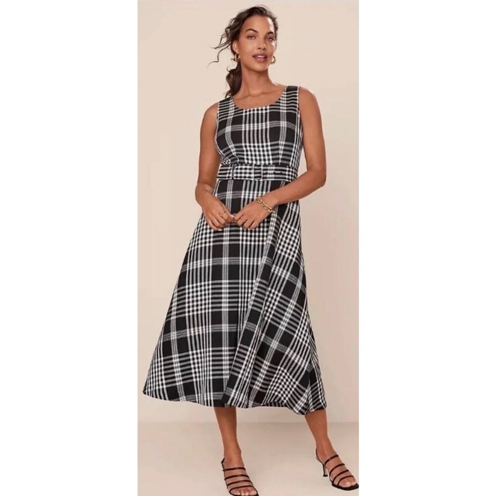 Ann Taylor sleeveless black and white plaid belted flare dress design, size 6